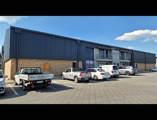 417M² WAREHOUSE TO LET IN BARTLETT